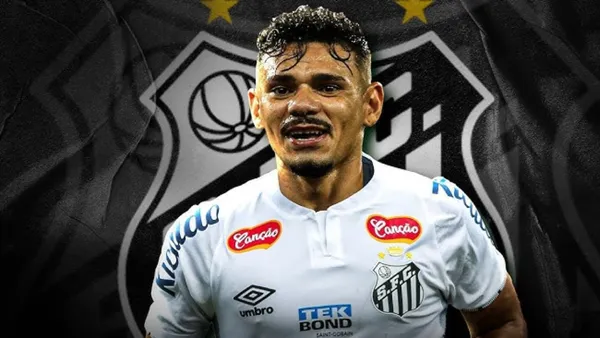 Tiquinho Soares deve ser oficializado na próxima semana pelo Santos