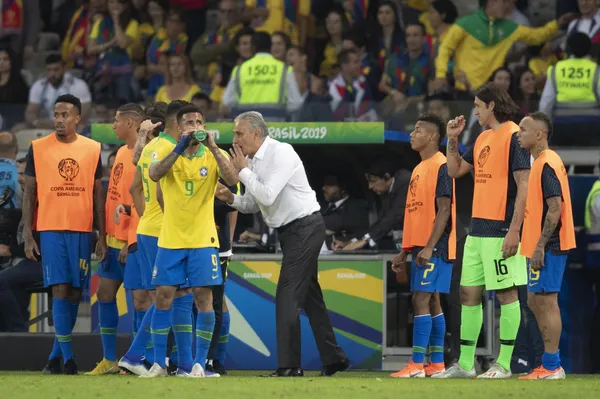 Tite foi assistir à final do Campeonato Carioca 2021