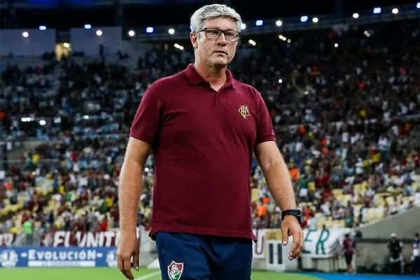 Titular do Fluminense vive momento delicado e decisão afetará treinador