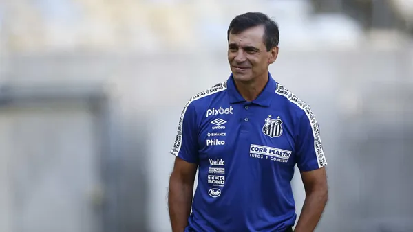 Torcedores do Santos não sentem a menor falta do argentino