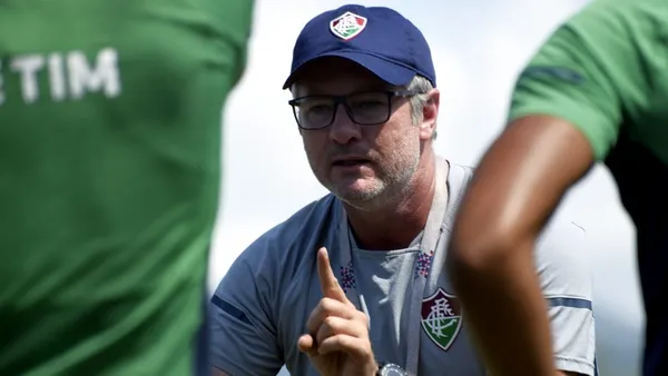 Treinador perde mais um atleta o time titular