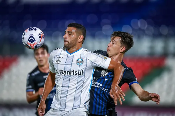 Tricolor gaúcho muda a rota para a Copa Sul-Americana