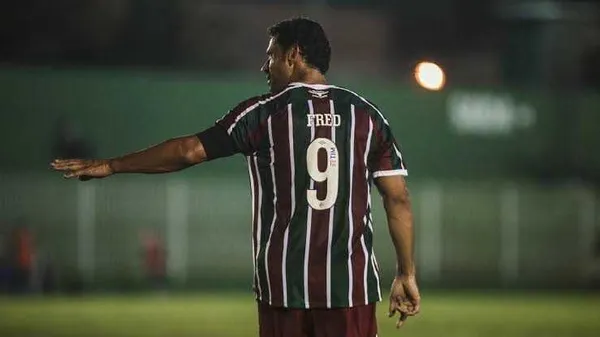 Tricolor sofreu baixas na parte ofensiva e tentou repor durante mercado da bola