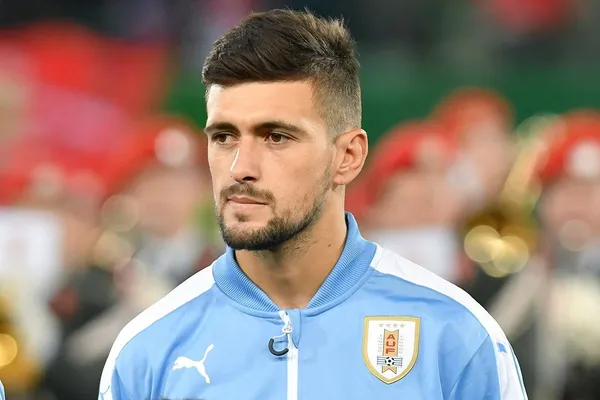 Uruguaio sofreu lesão enquanto estava em treinamento pela seleção do Uruguai