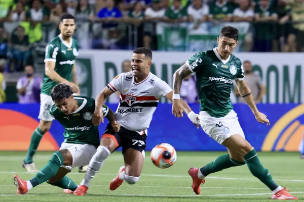 Verdão e Tricolor Paulista entram em campo pela liderança do Brasileirão. Foto: Marcelo Zambrana/AGIF