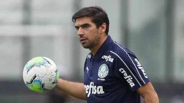 Verdão sofre muito nos bastidores e nas escalações do clube nas últimas partidas