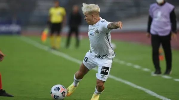 Yeferson Soteldo em ação pelo Santos