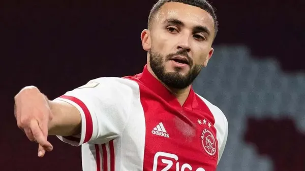 Zakaria Labyad acertou com o Corinthians (Foto: Divulgação/Ajax)
