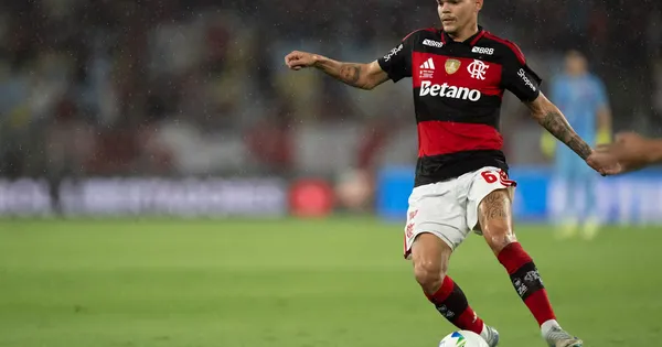 Ayrton Lucas, jogador do Flamengo. Foto: Adriano Fontes/Flamengo