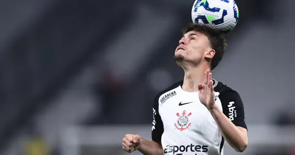 Breno Bidon em ação pelo Corinthians