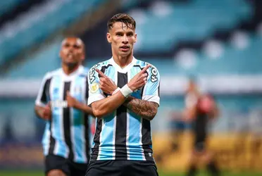 Atacante caso venha do Grêmio, será um dos mais bem pagos do elenco
