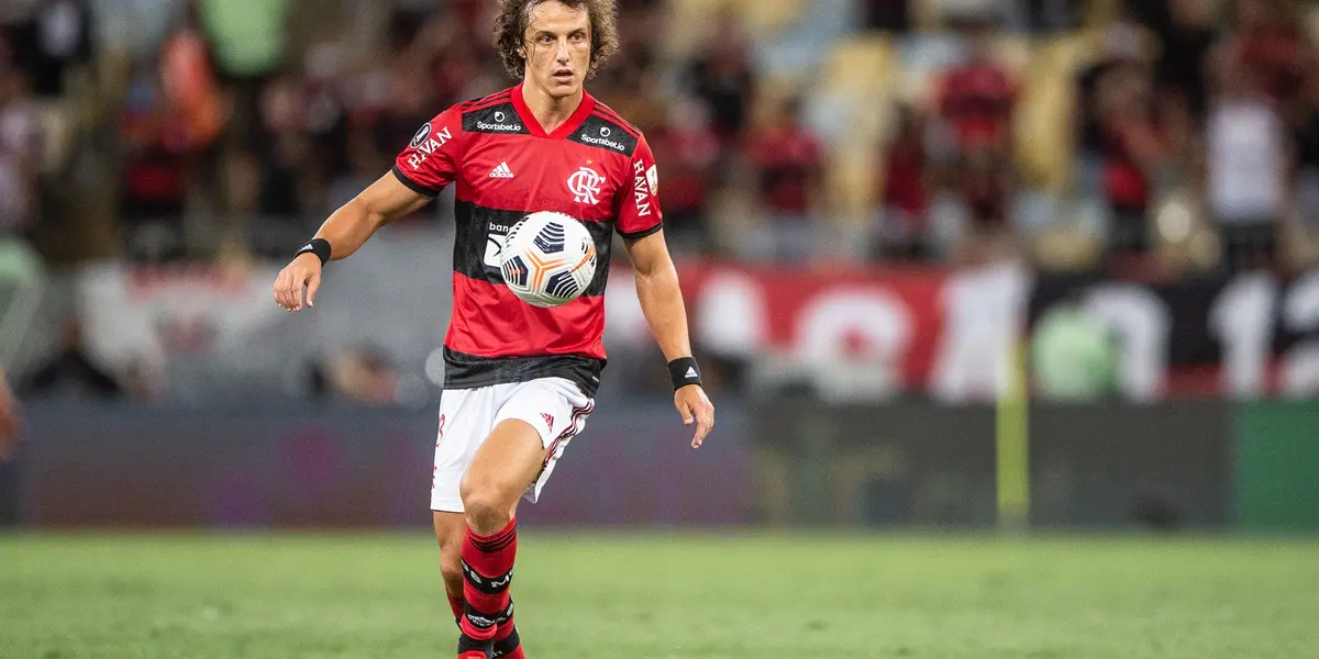 David Luiz fez sua estreia pelo Flamengo como titular em plena semifinal de Copa Libertadores