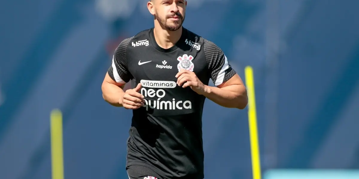 Giuliano foi apresentado como novo reforço do Corinthians nesta quarta-feira (4) e revelou o número que usará no Timão