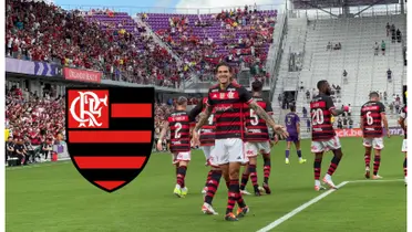 Pedro com a camisa do Flamengo