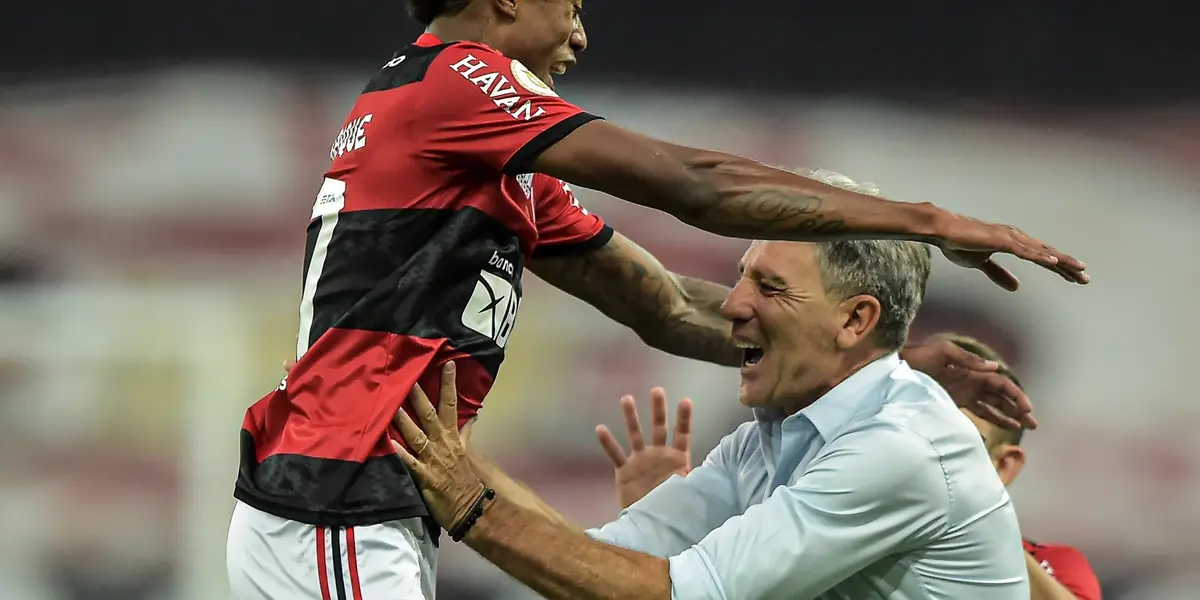 Vitória do Flamengo sobre o Barcelona de Guayaquil deixa Renato Portaluppi como o melhor de todos os tempos