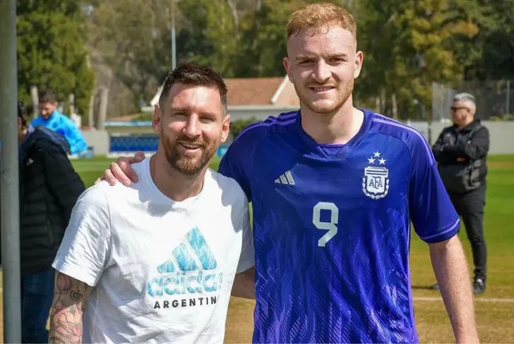 Lionel Messi e Luciano Gondou