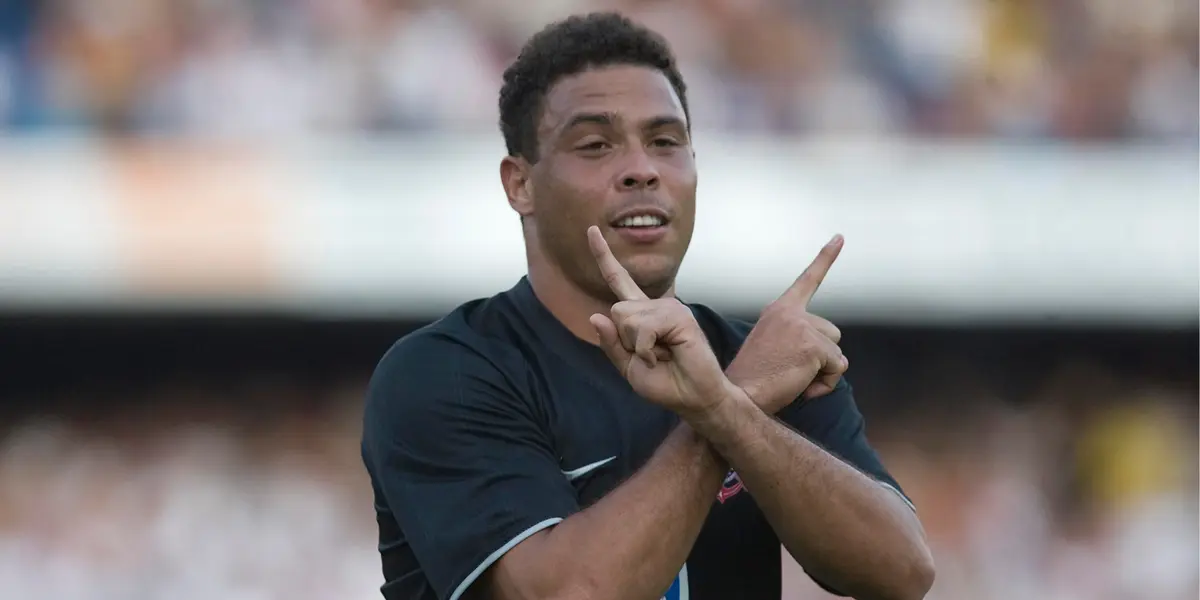 A atitude de Ronaldo que irrita a torcida corintiana (Foto: Corinthians)