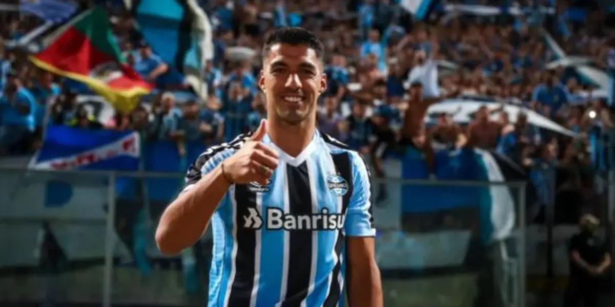 A atitude de Luis Suárez no Grêmio deixou todos de boca aberta e pode ser um tapa na cara de jogadores como Douglas Costa