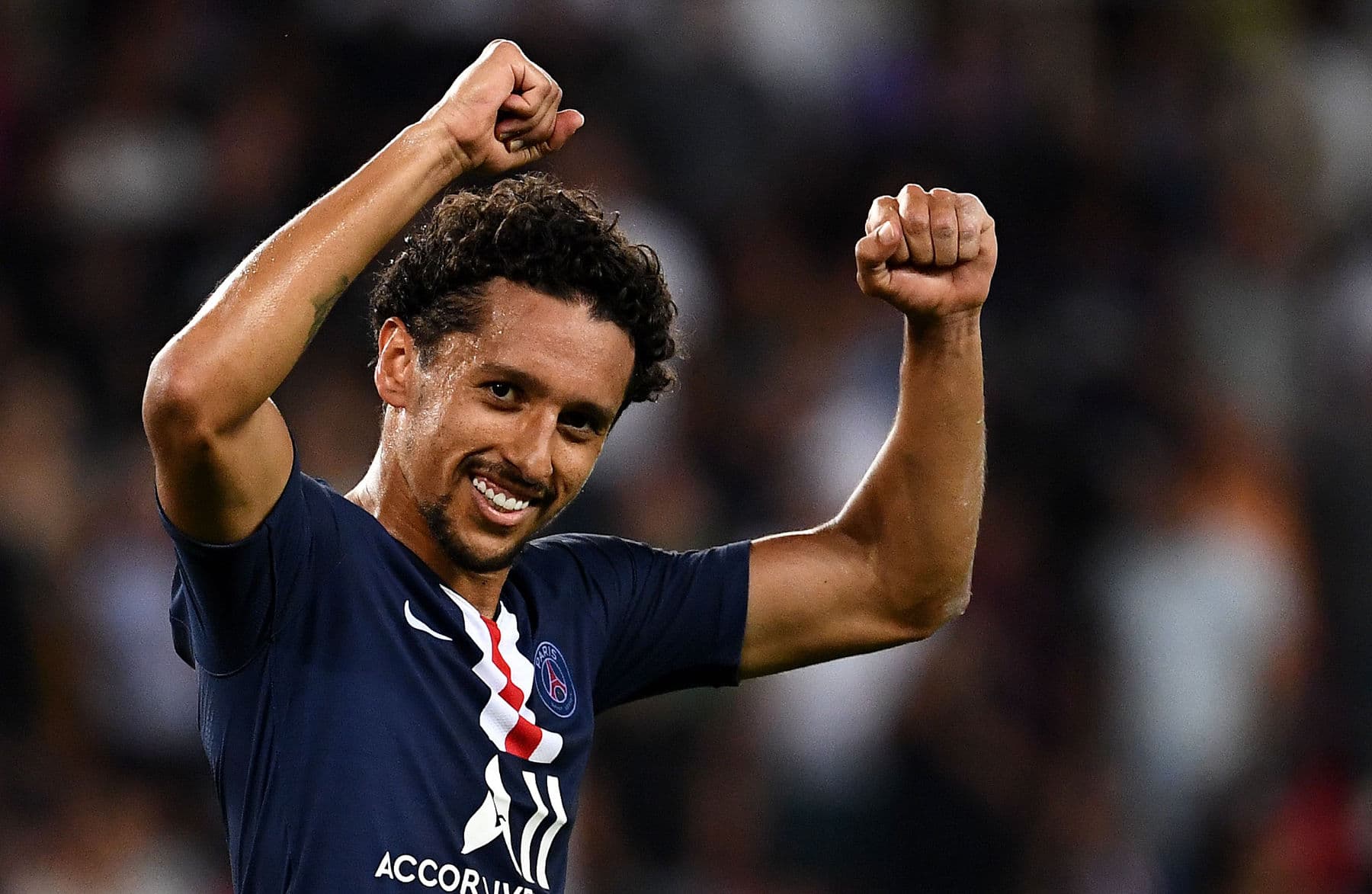 A ‘Casa Branca’, que já tem Alaba praticamente assinado, também pode ir atrás do zagueiro brasileiro. Varane, que já abriu a porta de saída, teria a chave