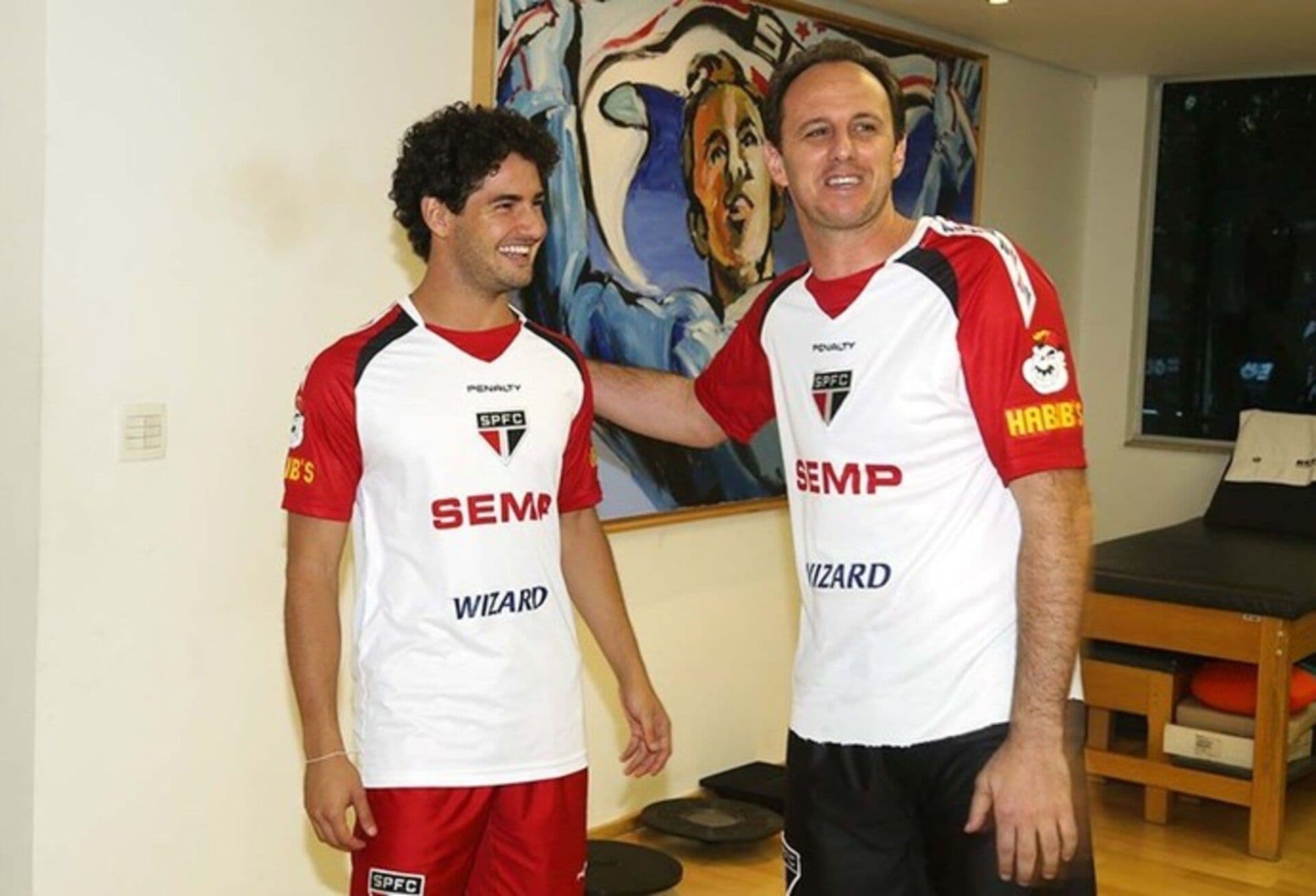 A diretoria do São Paulo está de olho e agora surgiu uma nova notícia sobre Alexandre Pato que pode trazê-lo facilmente de volta ao Tricolor