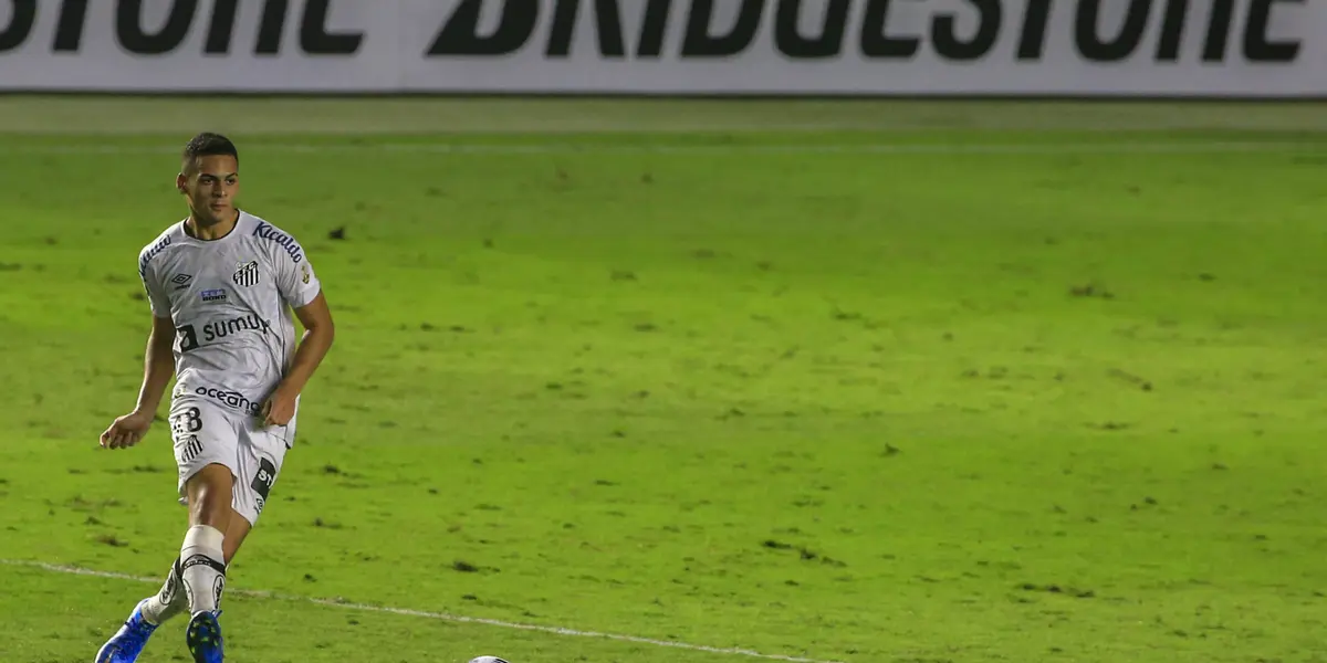 A equipe paulista chegou a um acordo com o elenco blaugrana para evitar uma sanção por não respeitar o direito que existia no passado sobre Gabigol. Kaiky e Angelo são os alvos.