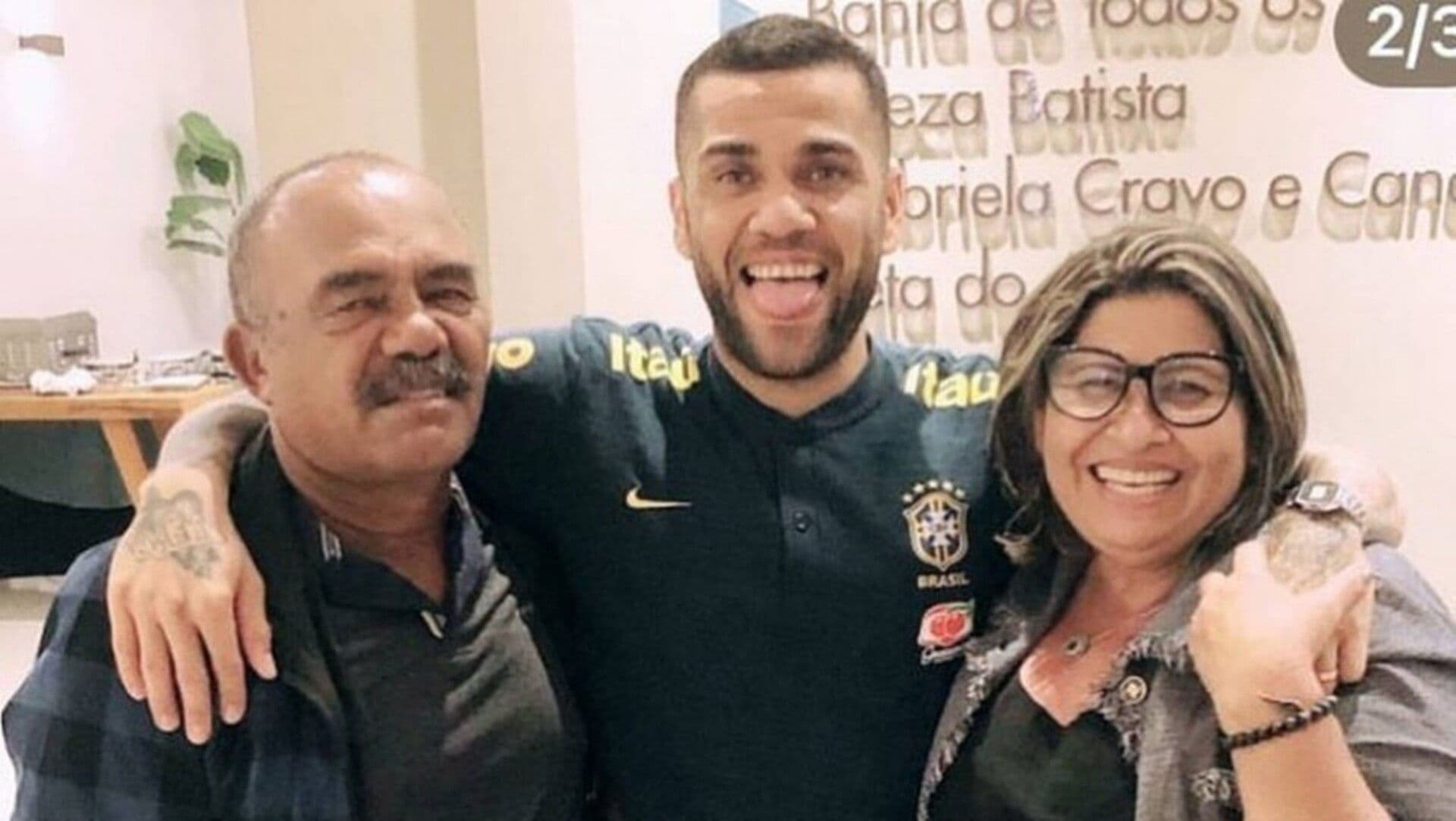 A mãe de Daniel Alves acabou se passando ao dizer boas verdades e diversas revelações importantes sobre o caso do jogador, que é seu filho