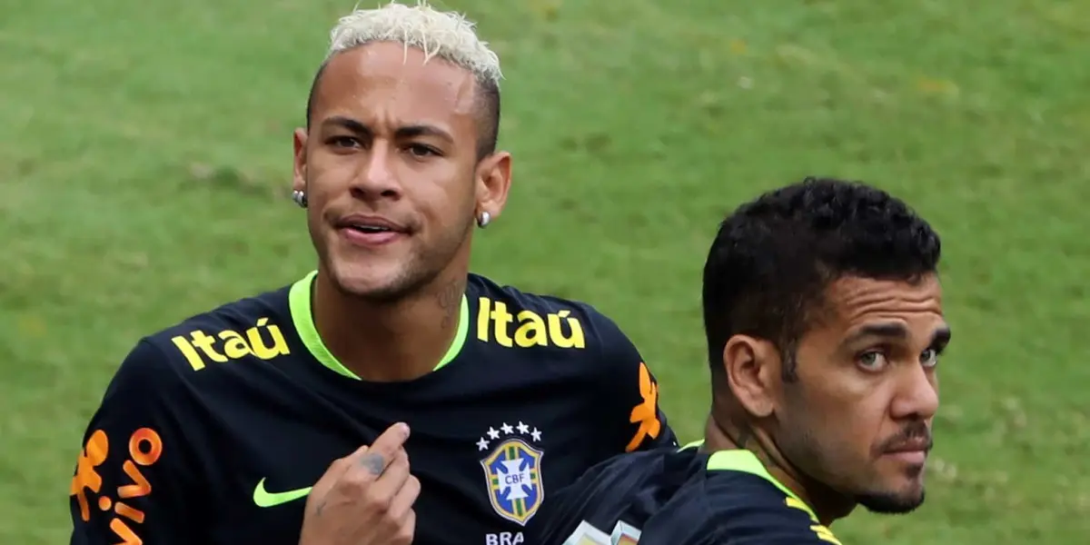 A modelo espanhola Joana Sanz, esposa do jogador Daniel Alves, foi vista viajando por Dubai e está cada vez mais próxima de Neymar Jr