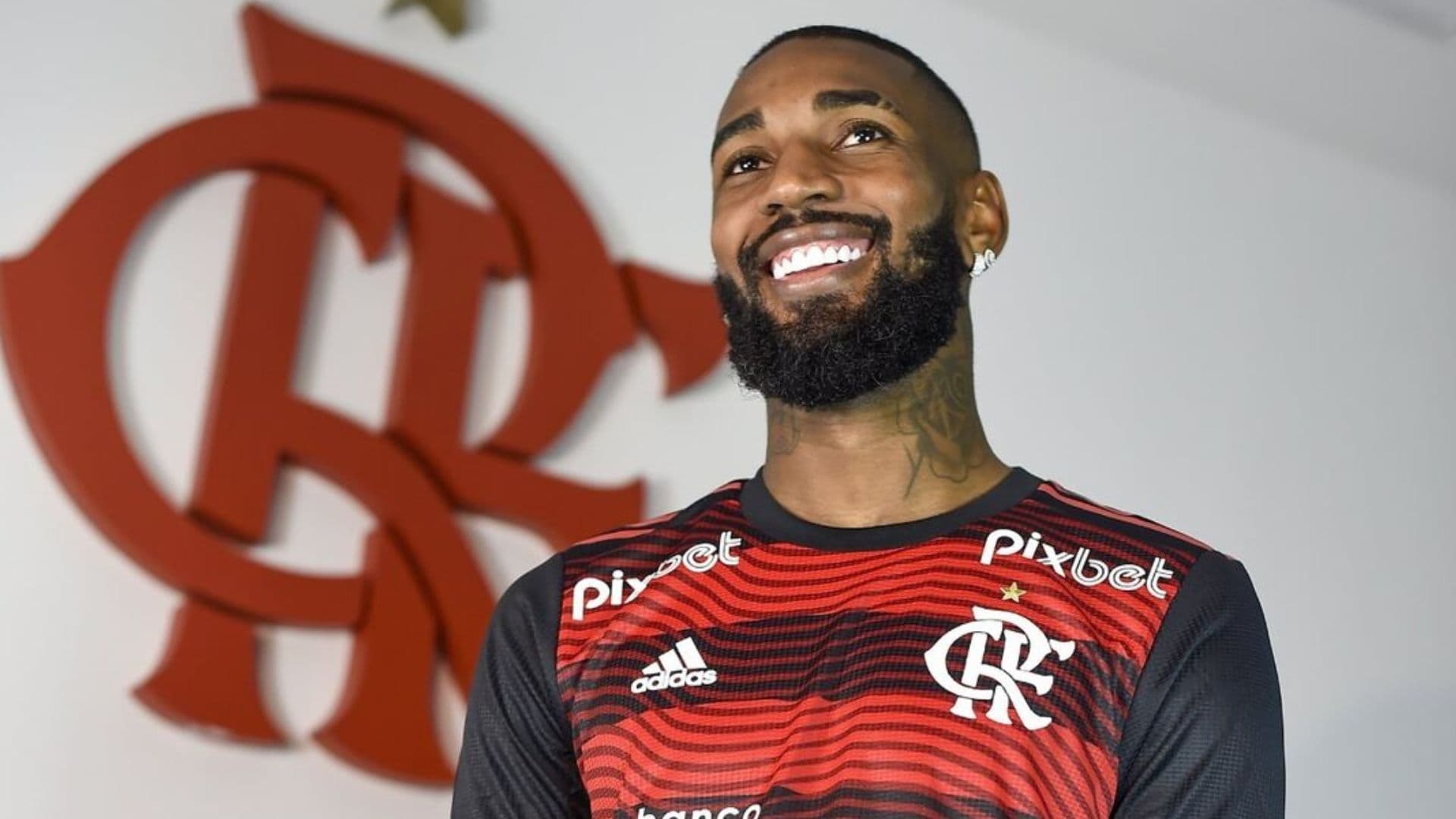 A negociação entre o Flamengo e o Marseille teve pedidos inusitados de Gerson