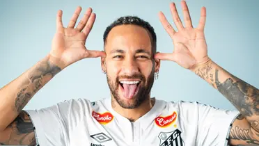 A nova forma de Neymar ganhar dinheiro (Foto: Santos)