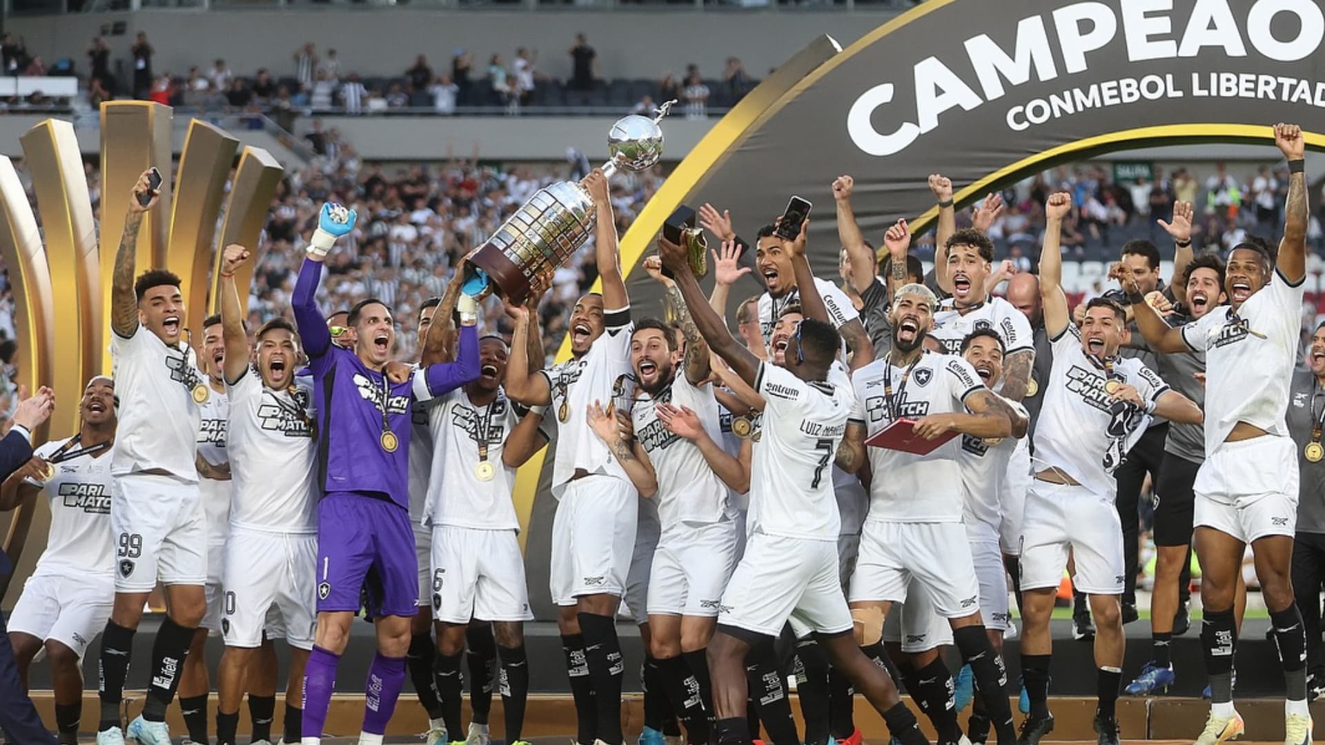 A quebra da maldição dos anos com 4 para os clubes brasileiros. Foto: Instagram