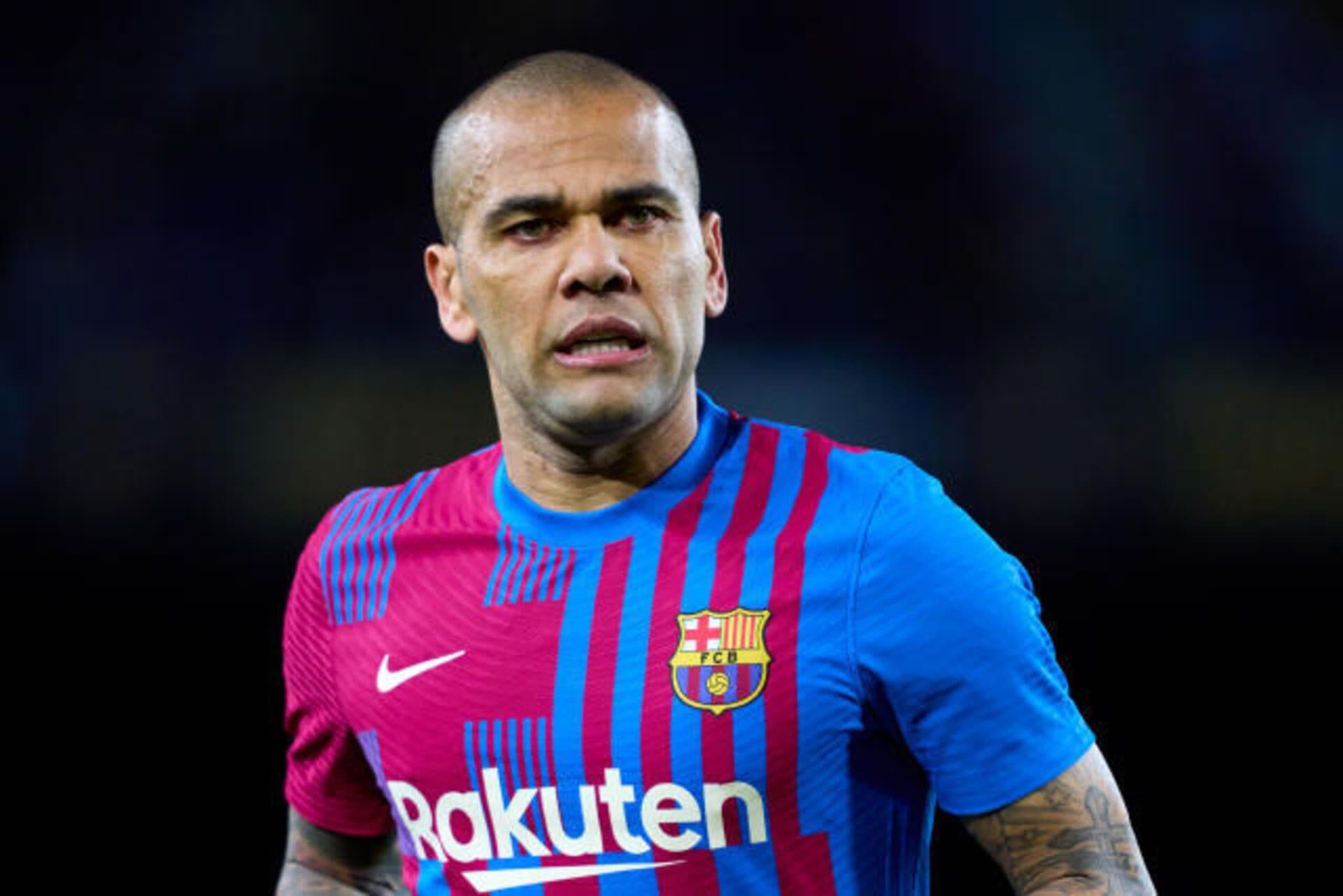 A rádio Cadena SER, da Espanha, divulgou informações sobre o último depoimento prestado pelo ex-jogador de futebol Daniel Alves à Justiça