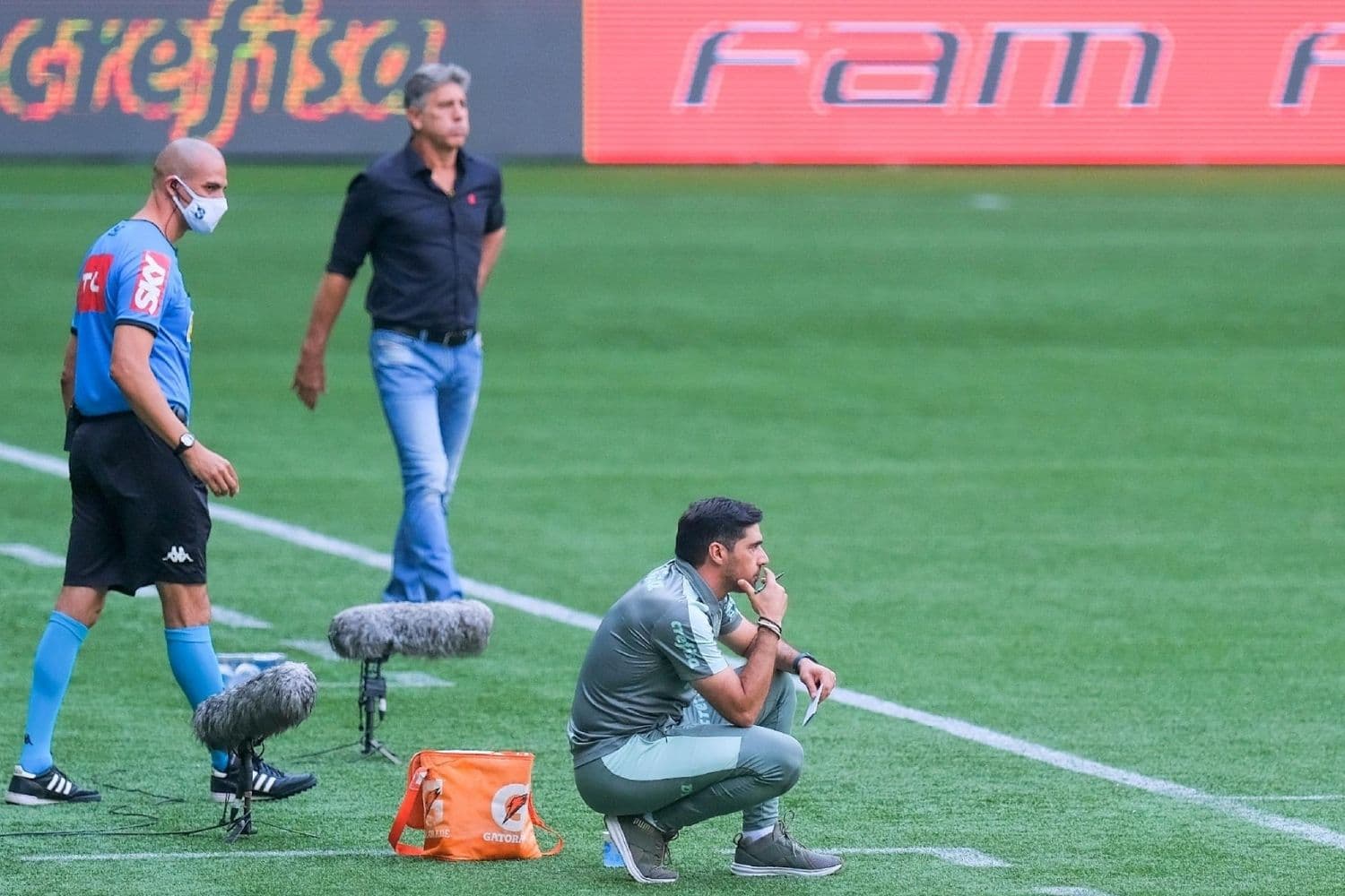Abel Ferreira completa um ano no Palmeiras sem jamais ter vencido o Flamengo no período