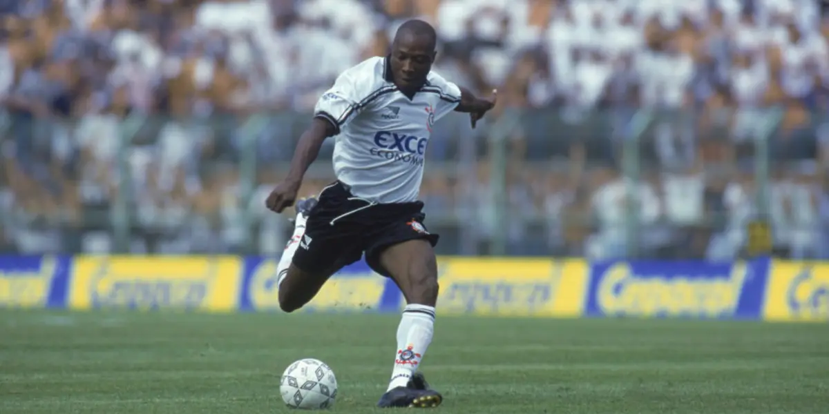 Acidente ocorreu na madrugada desta segunda-feira