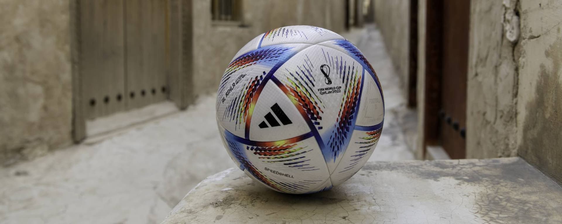 Adidas lançou a bolada Copa do Mundo em evento nesta quarta