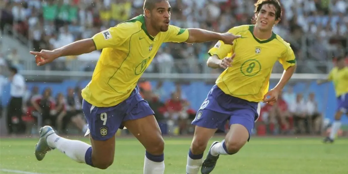 Adriano Imperador, ex-jogador de futebol, adquiriu recentemente uma cobertura luxuosa na Barra da Tijuca, bairro nobre localizado na ZO