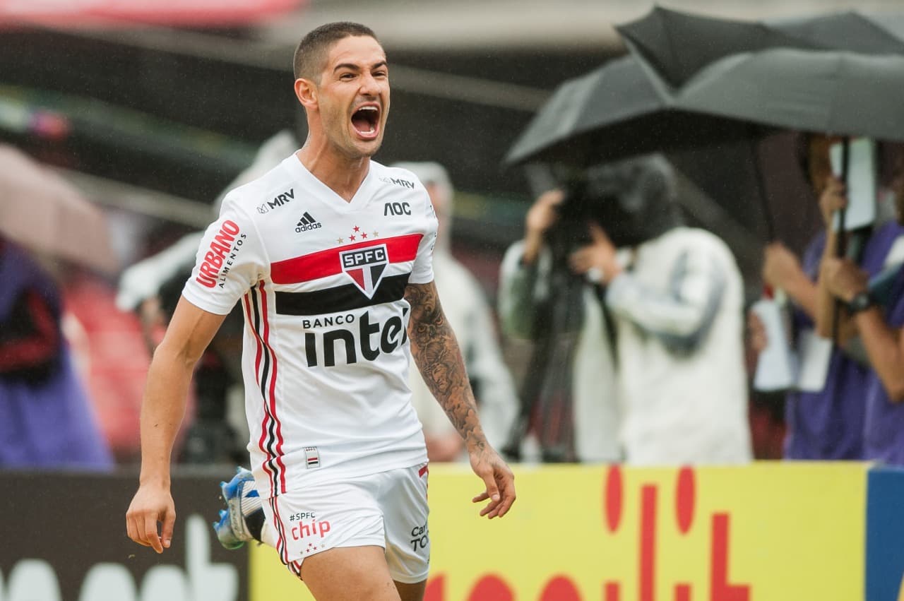 Alexandre Pato quebra o silêncio ao falar de retorno ao Brasil e deixa São Paulo tenso após declaração
