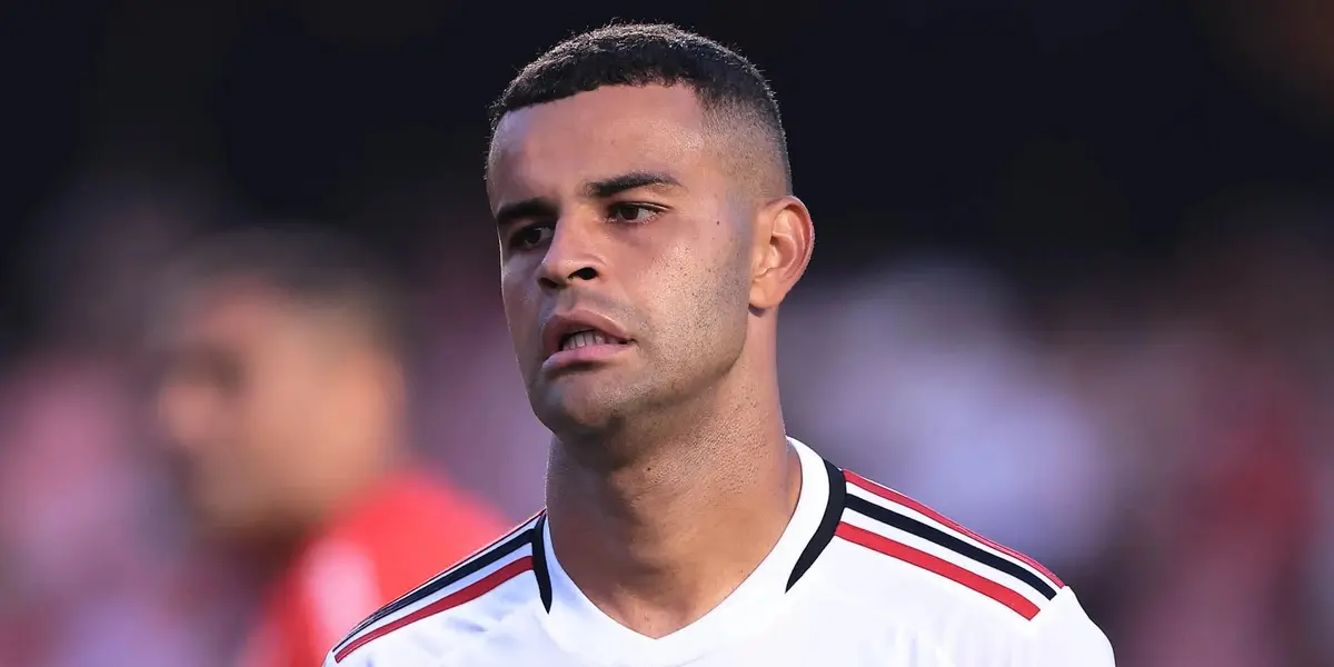 Alisson em partida pelo São Paulo. Foto: Ettore Chiereguini/AGIF