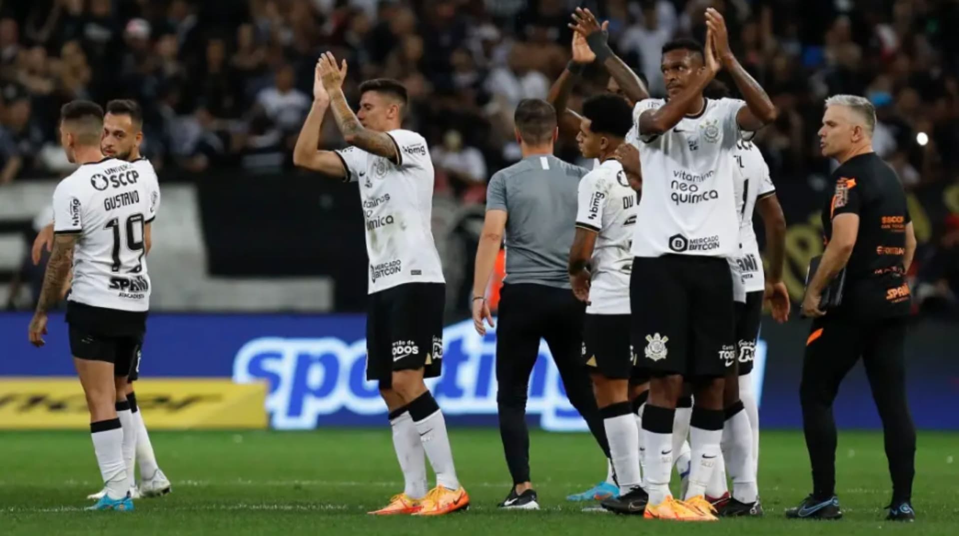 Anderson Talisca associado ao Timão