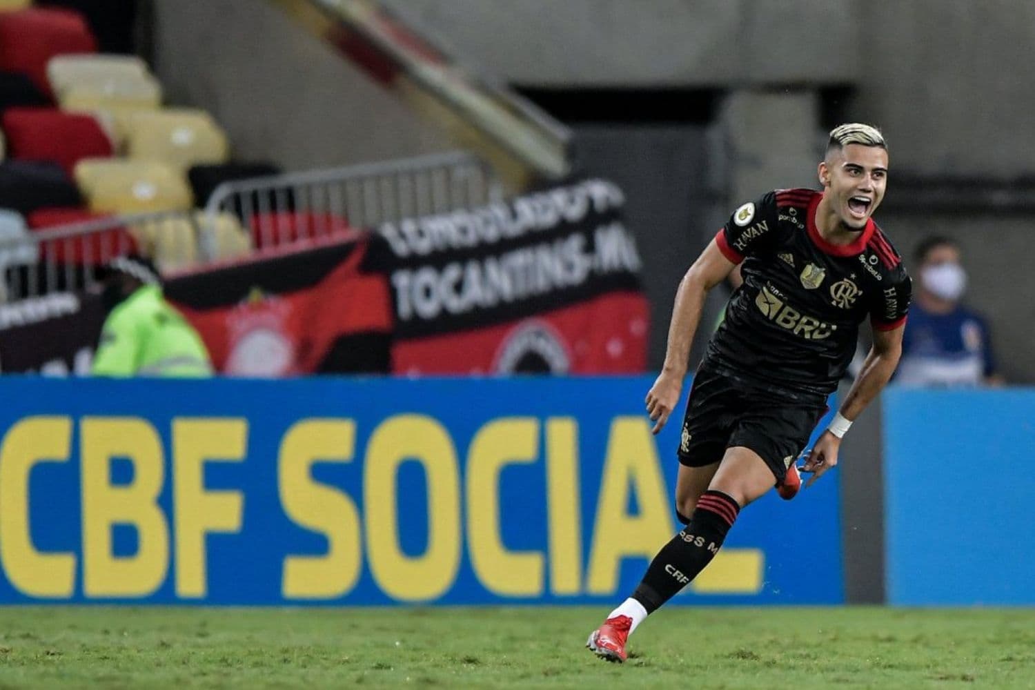 Andreas Pereira se tornou o jogador preferido dos torcedores no Flamengo e fortuna para sua compra está na Copa Libertadores