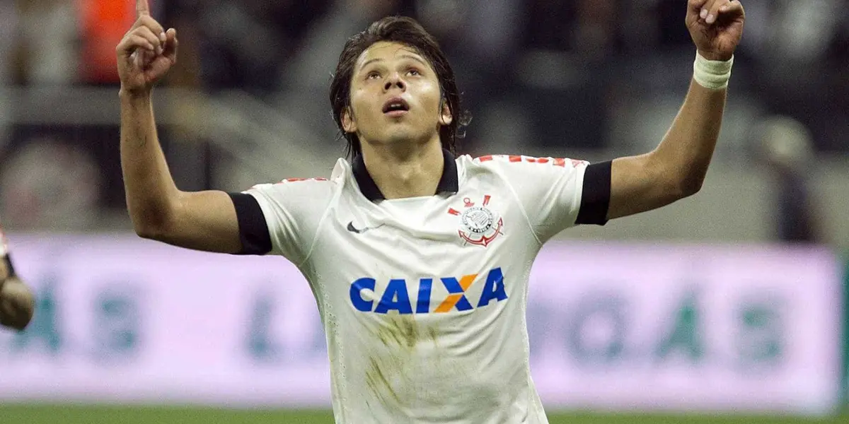 Ángel Romero está sem clube e visitou o Corinthians para assistir a vitória do Timão no clássico diante o Santos pelo Brasileirão