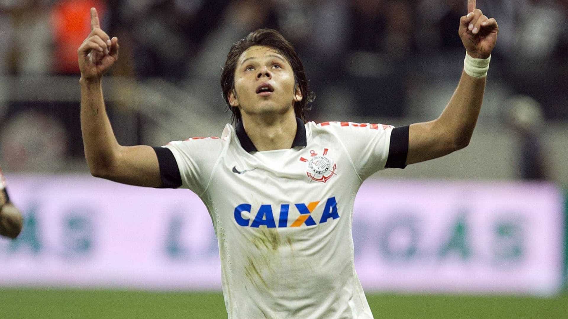 Ángel Romero está sem clube e visitou o Corinthians para assistir a vitória do Timão no clássico diante o Santos pelo Brasileirão