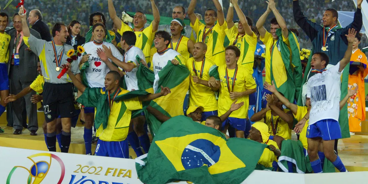 Antigo jogador brasileiro tem faturado alto fora dos campos, após se aposentar