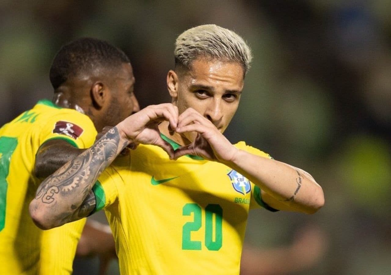 Antony fez sua estreia e precisou de 18 minutos para marcar seu primeiro gol com a camisa do Brasil