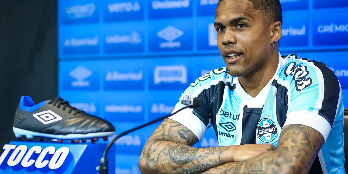 Apesar de ter como destino "quase certo" o Los Angeles FC, Douglas Costa iniciou conversas com gigante brasileiro