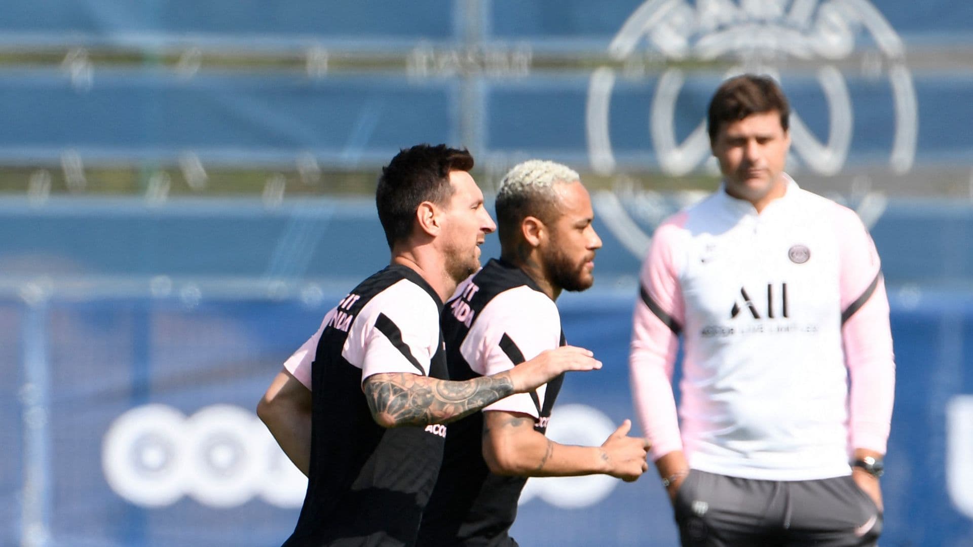 Após a contratação, o mundo inteiro vive a expectativa de Messi e Neymar juntos em campo pela equipe parisiense