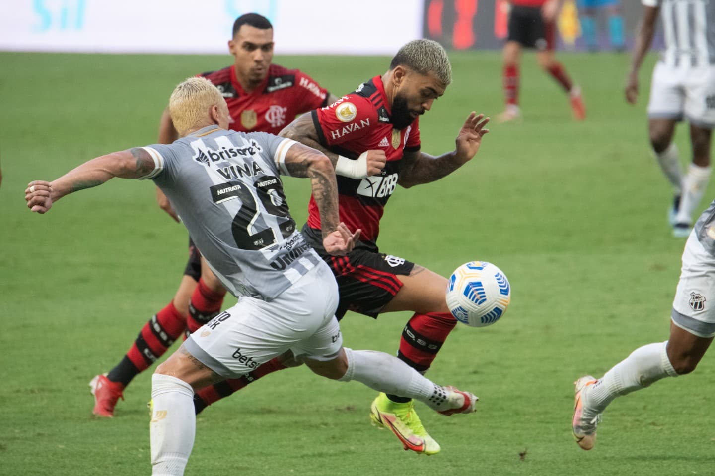 Após derrota na final da Libertadores, Flamengo volta suas atenções para o Campeonato Brasileiro 2021 com chances de título
