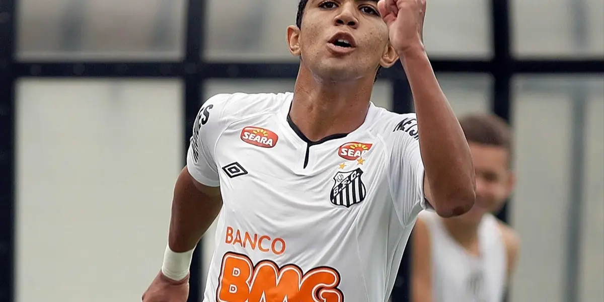 Aposta valeu a pena e o artilheiro fez mais de 200 jogos como profissional pelo Peixe