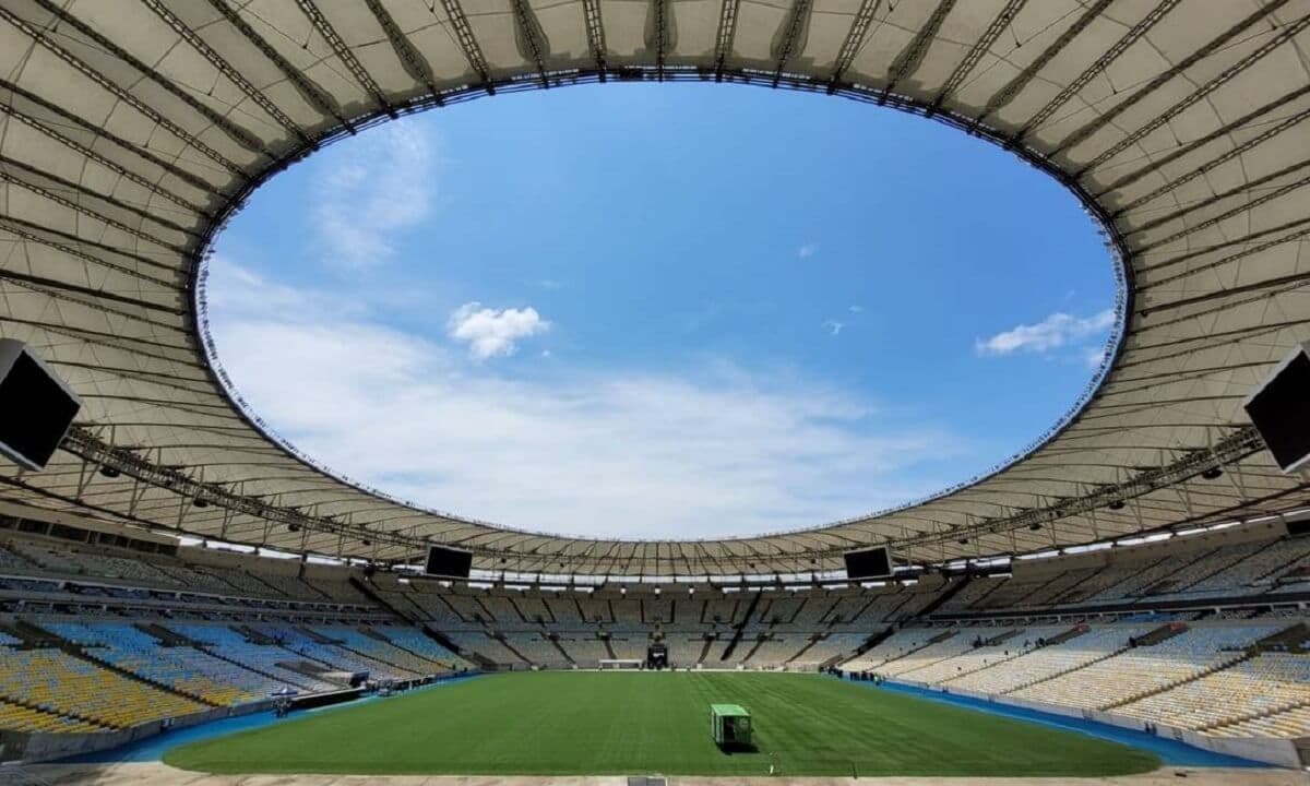 Argumento é que partida prejudicará ainda mais o gramado