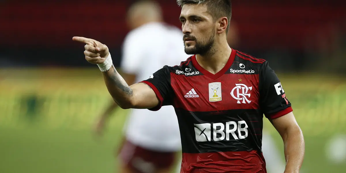 Arrascaeta interessa ao Milan e pode fazer dupla de Philippe Coutinho com salário milionário