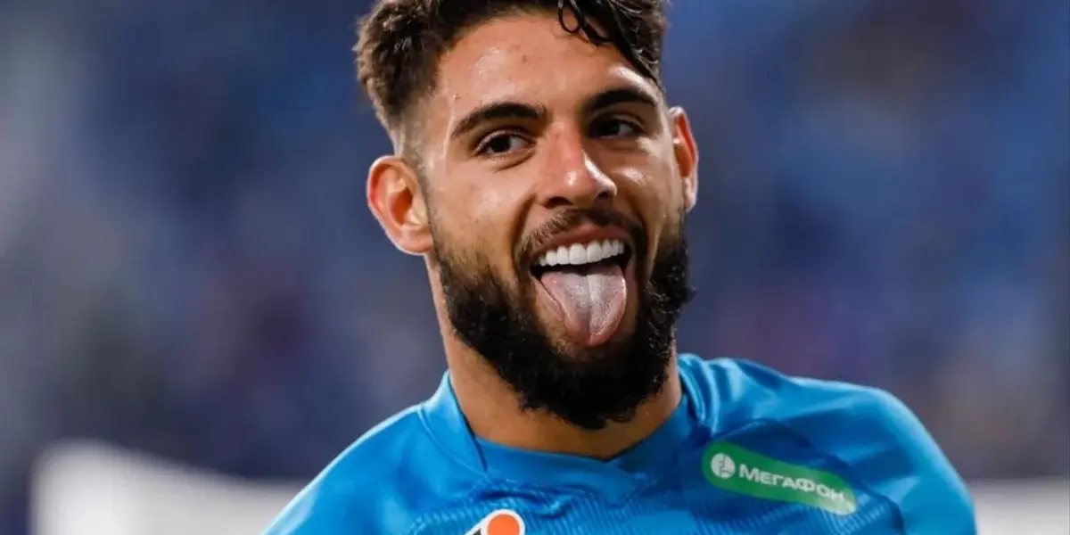 Atacante acertou empréstimo de um ano com o Timão